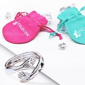 hug ring adjustable